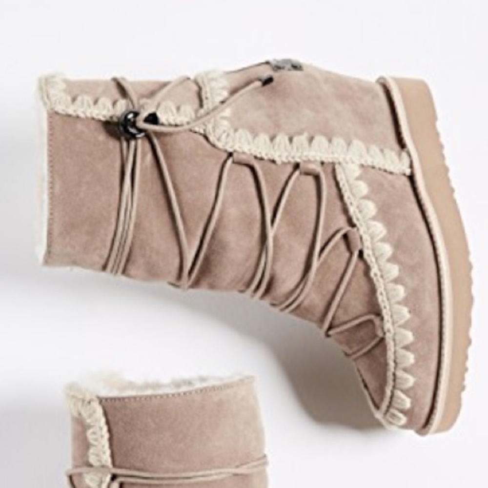 Mou French toe wedge short boots